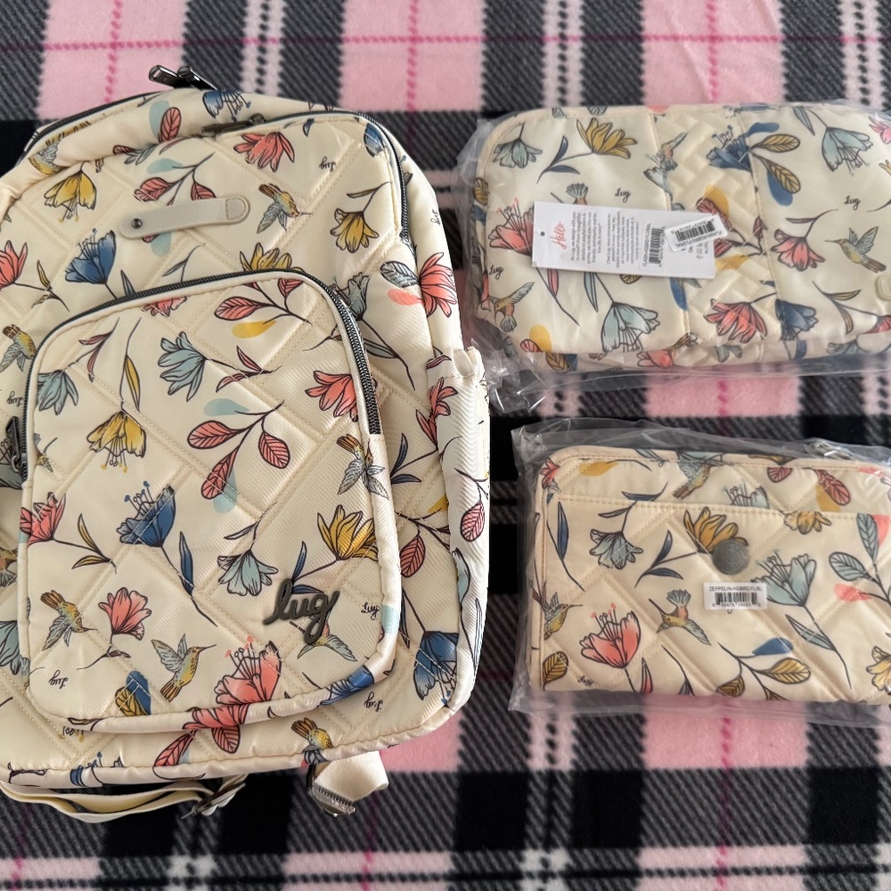 Lug Hummingbird Set - Roadster Backpack, Zeppelin Wallet, Flash Cosmetic Pouch